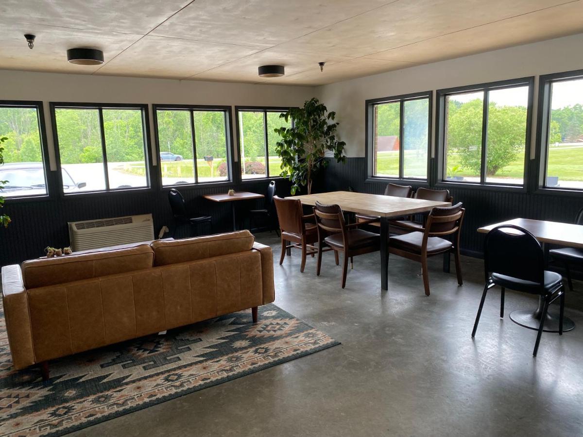 The Hemlock Inn Loudonville Luaran gambar