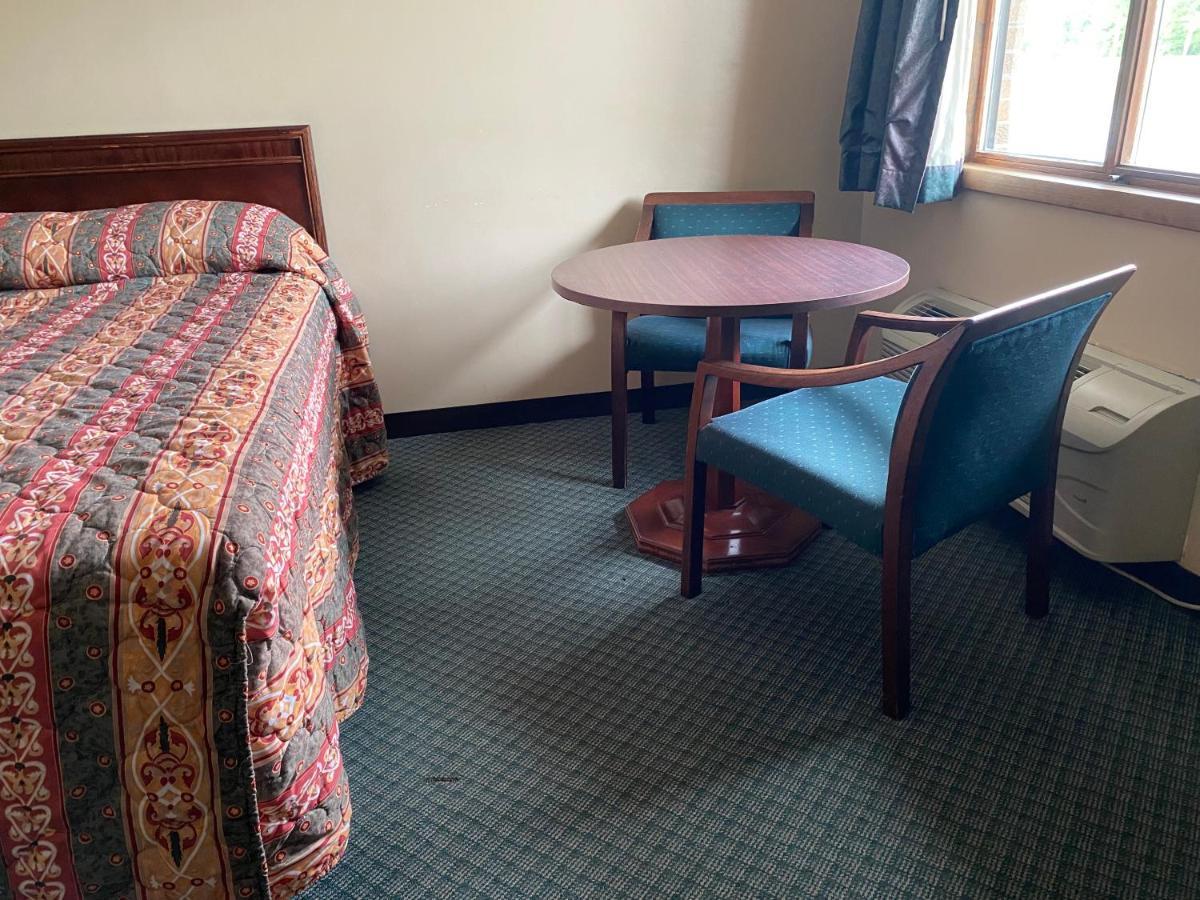 The Hemlock Inn Loudonville Luaran gambar